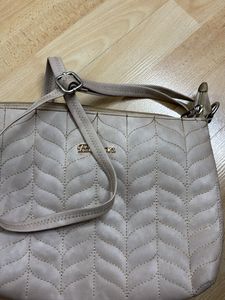 Stylish Quilted Crossbody Bag