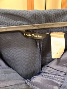 Navy Textured Capri Pants