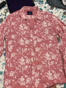 Men's Pink Floral Print Casual Shirt