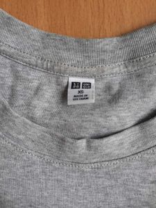 Uniqlo Top