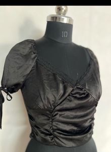 Black Ruched Crop Top