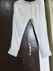 White Cotton pant with Lace Detail