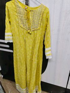 Beautiful Yellow Embroidered Kurta