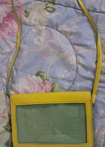 👜 Vintage leather Yellow Envelope sling Bag