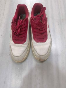Puma Sneakers