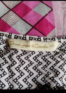 DJ&amp;C Stylish Printed Tunic Top