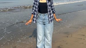 Light Wash Denim Jeans