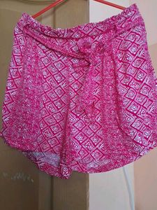 Stylish Pink Printed Shorts for Women