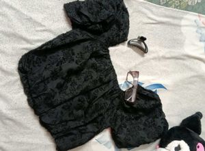 Elegant Black Textured Blouse