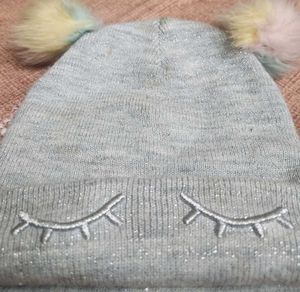 Cute Pom-Pom Cap