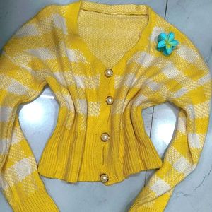 Chic Yellow Plaid Cardigan