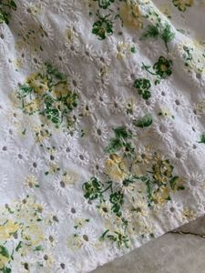 White Floral Embroidered Kurti