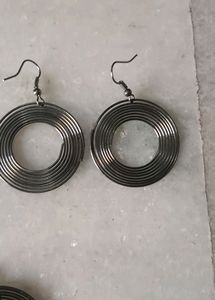 Neck Piece With Earrings