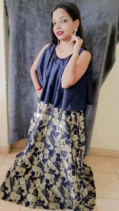Blue bold gown