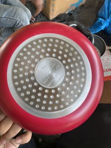 F Smartbuy Unused With Lid N Handle Kadhai