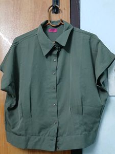 Olive Green Collared Short Sleeve Top