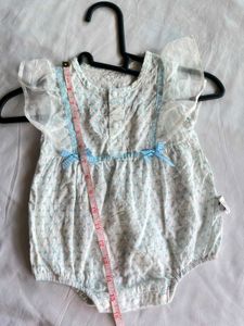 4 pic baby clothes