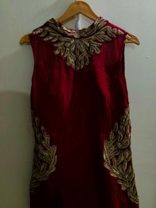 Elegant Maroon &amp; Gold  Stones with Embroidered Fro