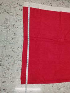 Cozy Red &amp; White Bath Towel
