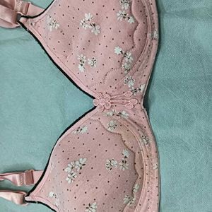 😍 Pink Floral Padded Bra