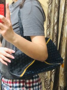 Stylish Blue &amp; Yellow Handbag