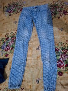 Patterned Blue Denim Jeans