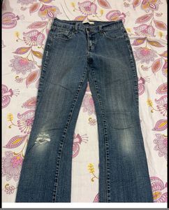 Levis Classic Blue Denim Jeans