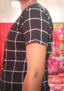 Stylish Black &amp; White Checkered Top