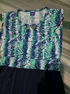 Slit Cut Top/kurti, Fit XXS/XS, Brand New