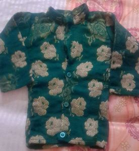 Green woollen kurta