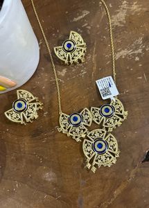 Neclace And Earing Set