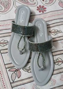 Footwear flats for women