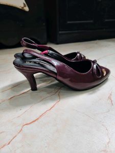 Chic Bow Slingback Heels