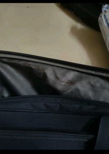 American Tourister duffel bag with wheel