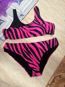 Negotiable, SHEIN 4XL Plus Size One-Shoulder