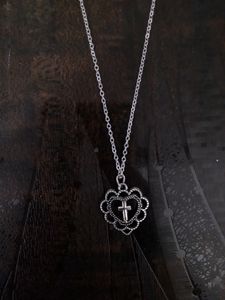 🕷Gothic Emo Cross Heart Necklace