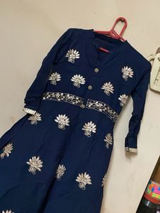 Rajasthani hota Patti Elegant Navy Blue Kurta Set