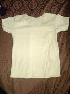 Casual White V-Neck T-shirt