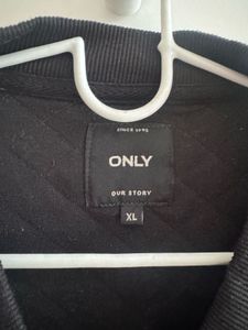 Only - Black Quilted Bomber Jacket