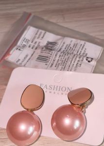 Chic Pearl Drop Earrings