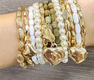 Pack of any 2 hand accessories