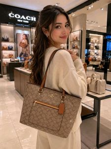 Coach Signature Tote Bag
