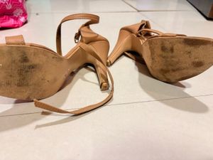 Stylish Tan Heeled Sandals