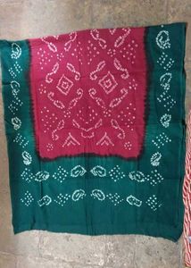 Red and Green Bandhani Dupatta
