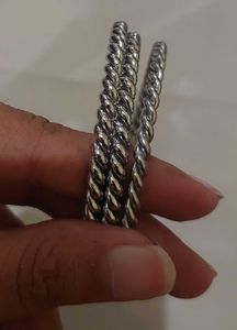 Stackable Twisted Bangles Set