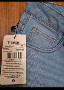 (Shein)Light Wash Wide Leg Cuffed Jeans