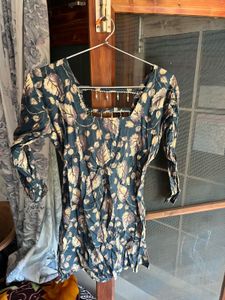 Elegant Floral Print Kurta