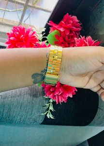 TITAN Golden Watch