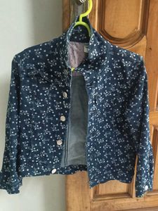Chic Denim Jacket with Star Print for 9-10 years
