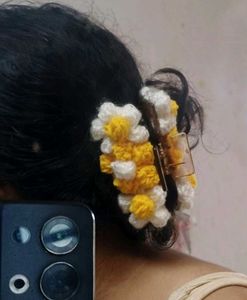 Pinterest🎀Crocheted Flower Hair Claw Clip